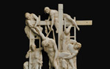 Niccol Pippi (Nicolas Mostaert)<br>(Arras, circa 1530 - Roma, circa 1604)<br>Deposizione dalla croce<br>1579 circa<br>Avorio, montatura e supporto di legno ebanizzato<br>Firenze, Palazzo Pitti, Museo degli Argenti
