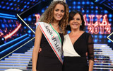 Miss Italia 2012 a Montecatini Terme | Giusy Buscemi e Patrizia Mirigliani subito dopo l'incoronazione di Miss Italia nella seconda edizione toscana del 9-10 settembre 2012